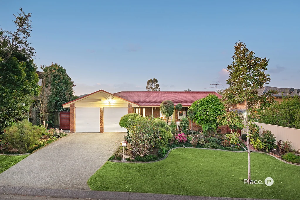 18 Peatmoss Street, Sunnybank Hills, QLD 4109