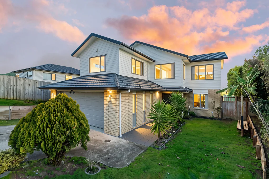 Mangere 5Phòng ngủ VACANT, REFRESHED AND READY TO SELL!