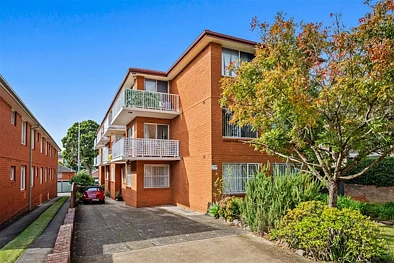 Ashfield 1Zimmer Quiet Comfort & Convenience in a Well-Maintained Boutique Block