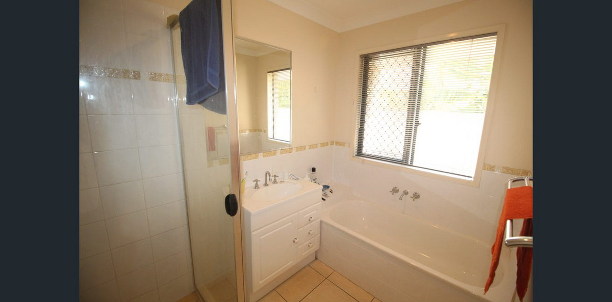 4 OTTER CT, ROTHWELL QLD 4022, 0 कमरे, 0 बाथरूम, House