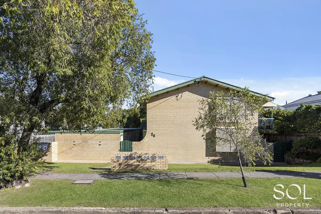 Nundah 2房 Nundah 中心低维护底层生活 Low-Maintenance Ground Floor Living in the Heart of Nundah