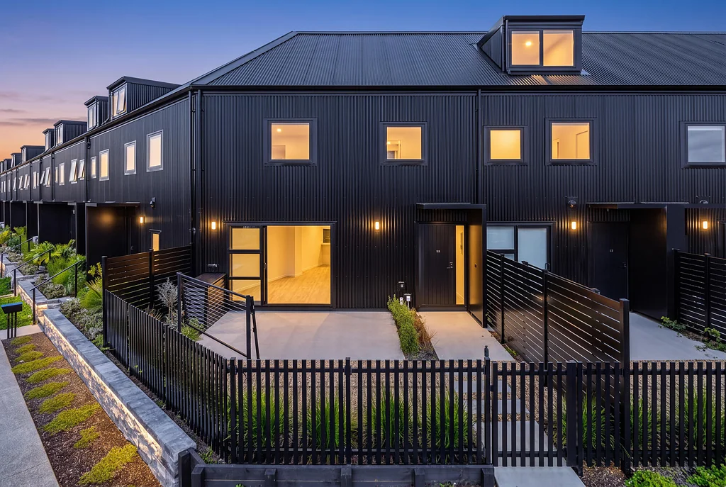 Wiri 3 Bedroom Brand New and Freehold!