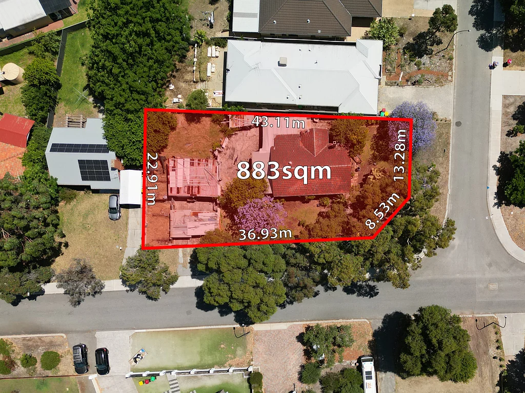 Ashfield 3房  Rare Corner Development Potential Property