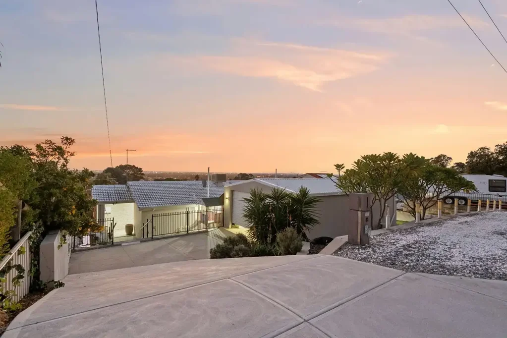 Kelmscott 4 Bedroom Why: Because this enviable abode offers uninterrupted views to savour, with a fully renovated interior for immediate appeal