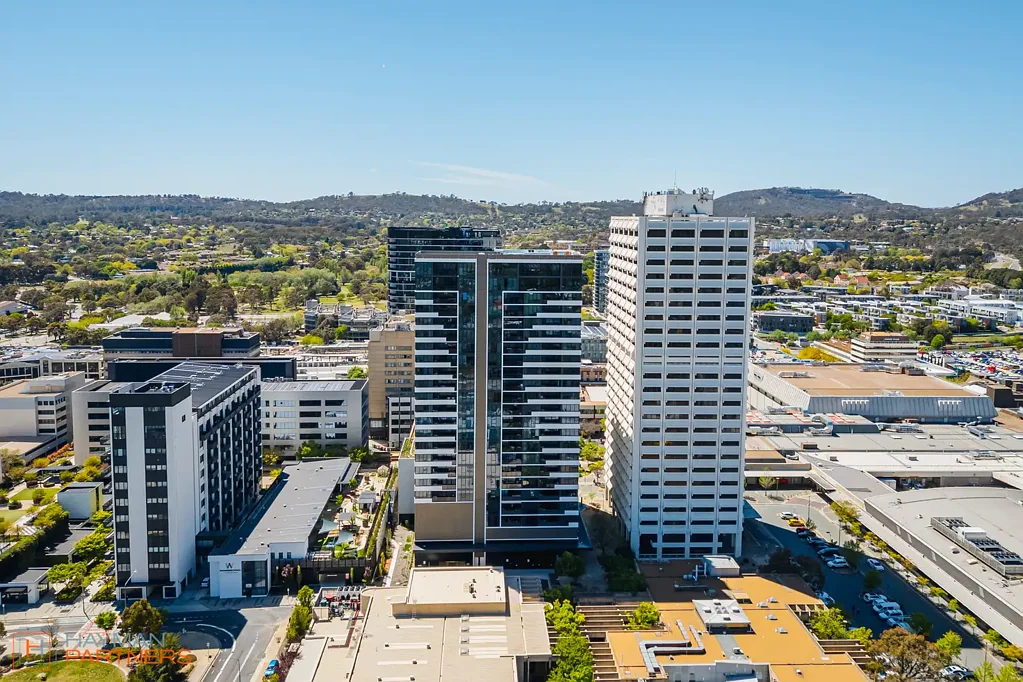 Phillip 2Zimmer Stylish light filled apartment in Woden Central - Vacant and ready to move in!
