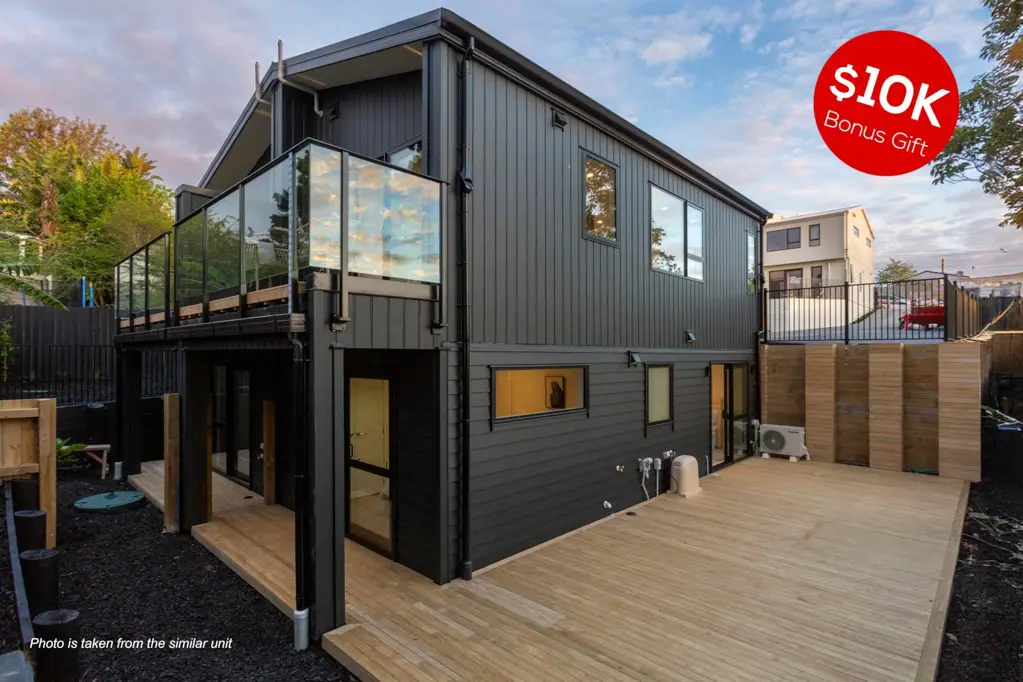 Glenfield 2 Bedroom Duplex is Always Better!