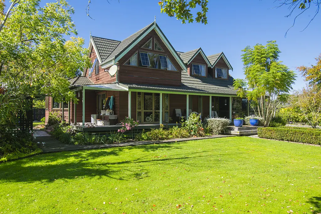 Hexton 4房  Home, Garden, Sheds, Horses