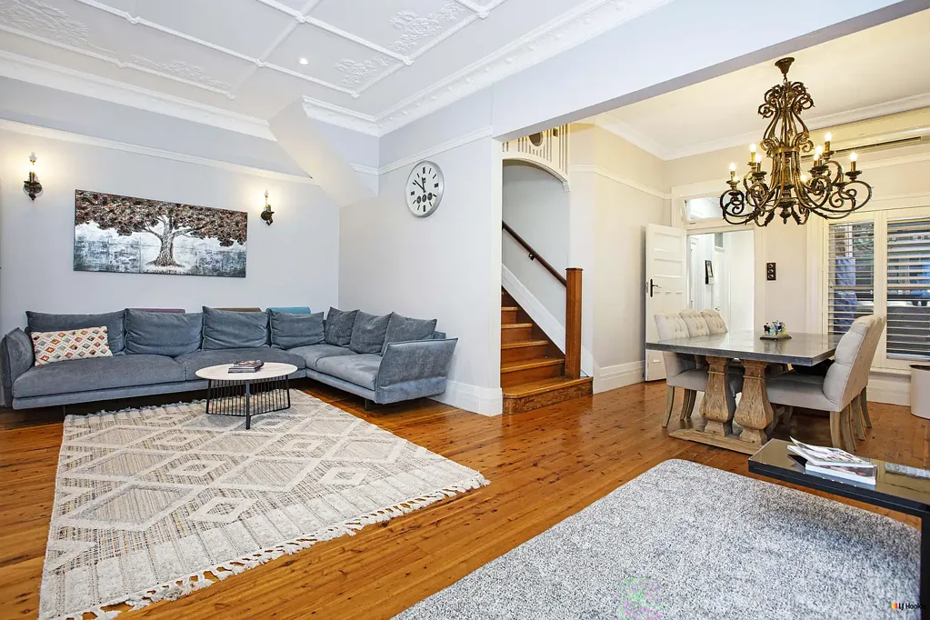 Modern Family Home in a Premier Ashfield