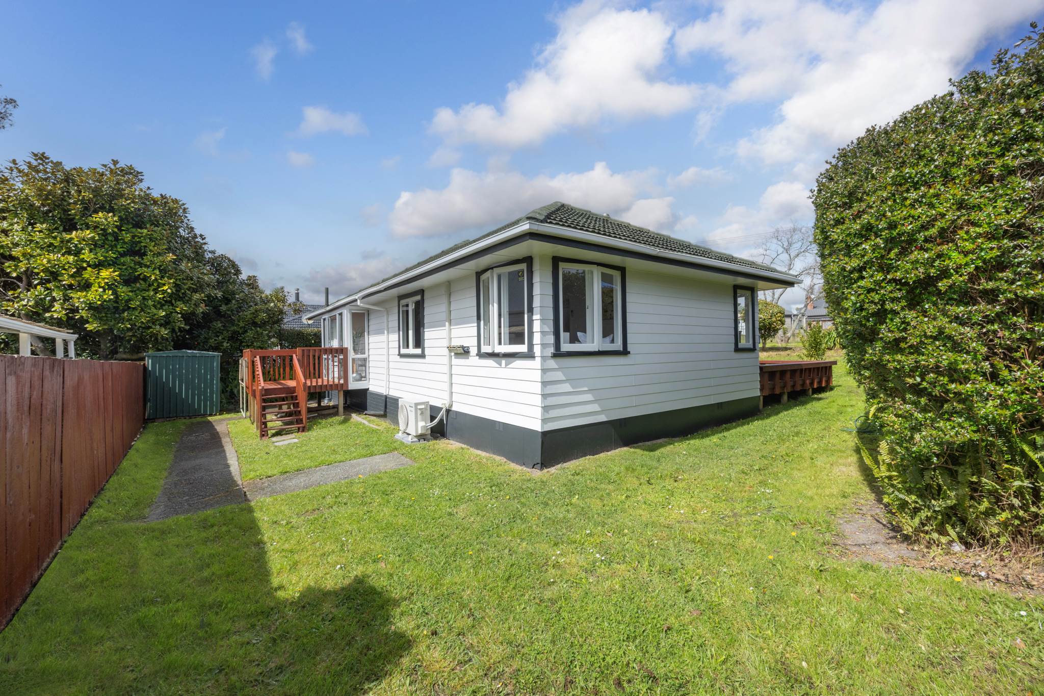 1/12 Neil Avenue, Te Atatu Peninsula, photo 16