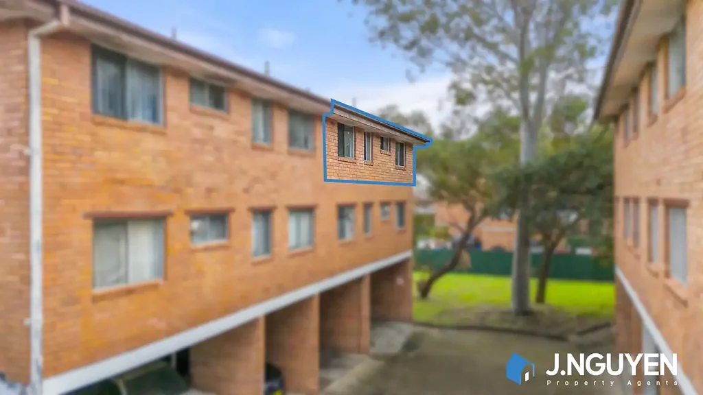 Cabramatta 2Kwarto Bright & Spacious 2nd Floor 2 B/R Unit - Great First Home or Investment Opportunity