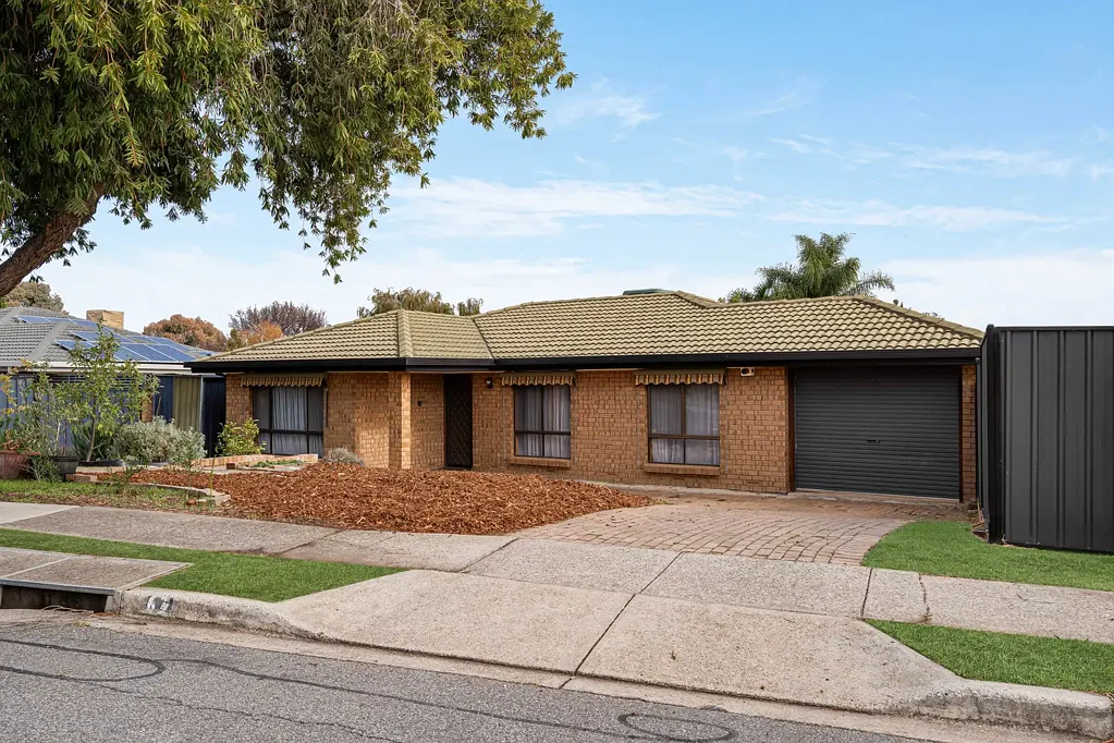 62 Mcewin Avenue, Redwood Park, SA 5097