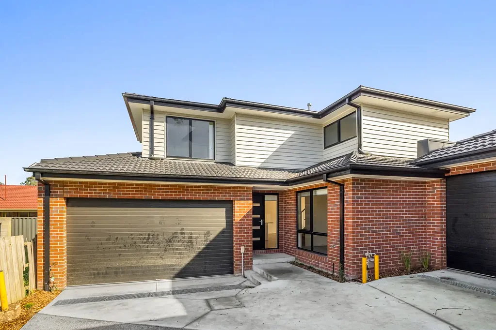 Brilliant Brand New Double Level Town Home