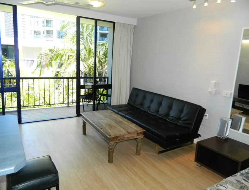 49/2877 GOLD COAST HIGHWAY, Surfers Paradise, Gold Coast, 1 rūma, 1 rūma horoi, Apartment