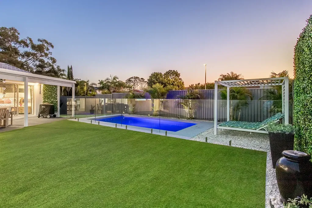 11 Parkdale Court, Robina, QLD 4226