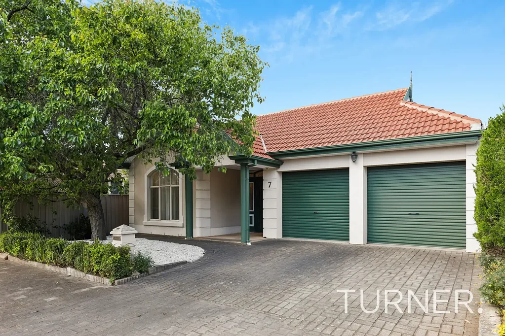 A lovely 4-bedroom family home in a much sought after neighbourhood