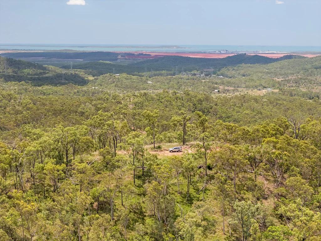 Calliope Is this the best view in Gladstone on 637 Acres?