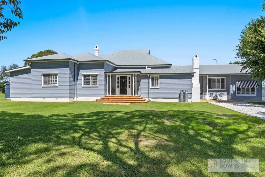 11 Bernecker Street, Warwick, QLD 4370