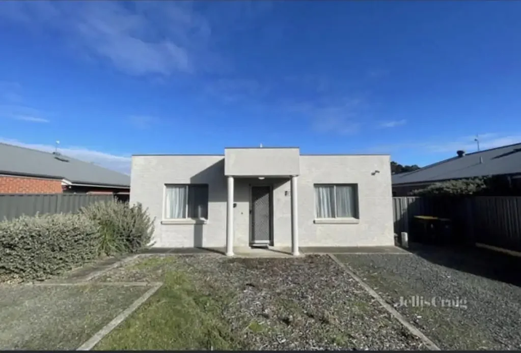 Modern Family Home with Stunning Views
