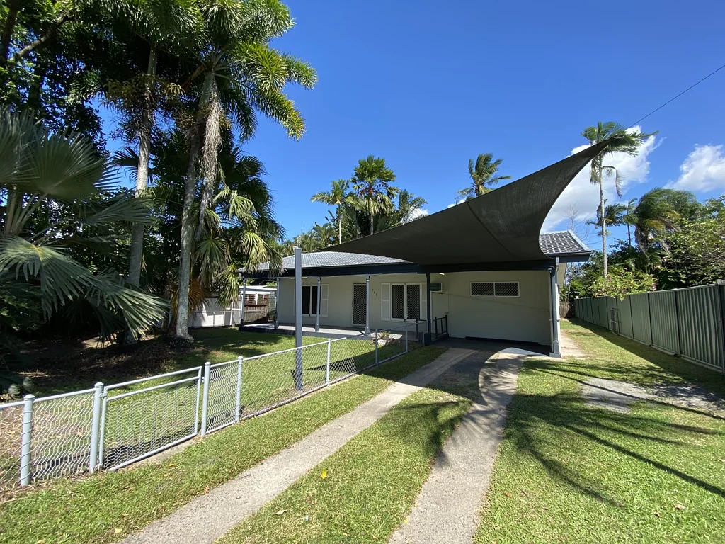 161 Greenslopes Street, Edge Hill, QLD 4870