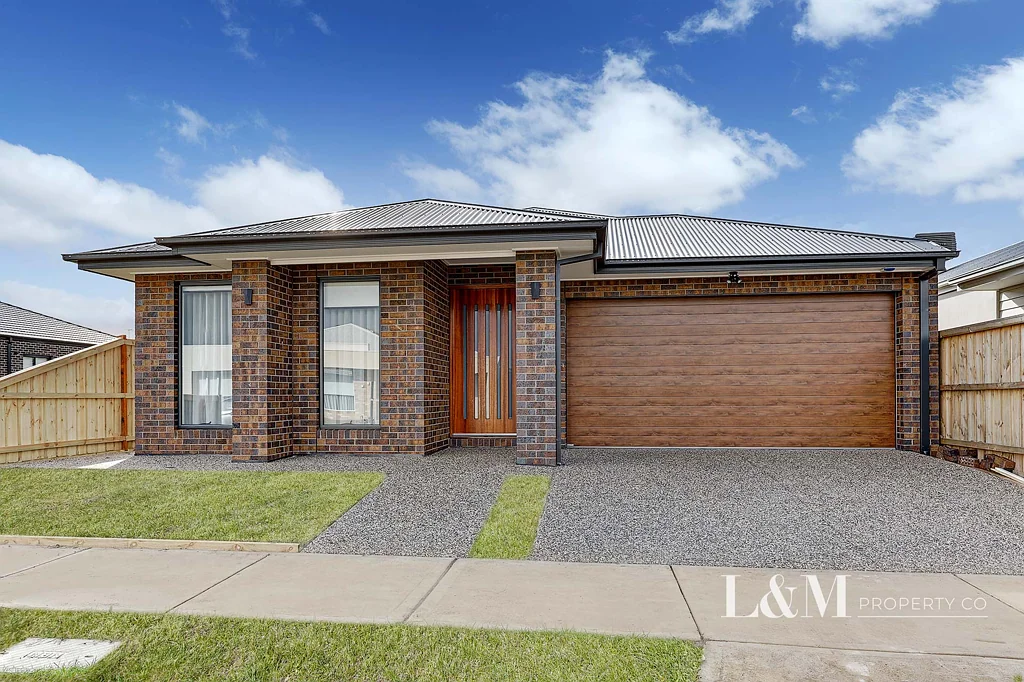 27 Lollipop Crescent, Sunbury, VIC 3429