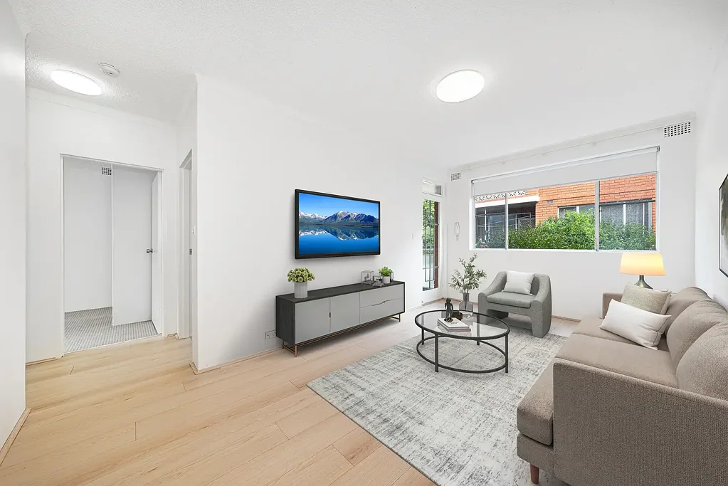 RENOVATED APARTMENT IN THE HEART OF MARRICKVILLE