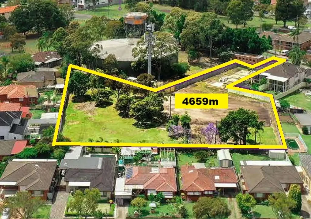 Condell Park 大型开发用地 4500㎡以上 土地面积广 交通便利 配套完善 产权清晰 潜力无限 Development Site Potential Sold Off Market