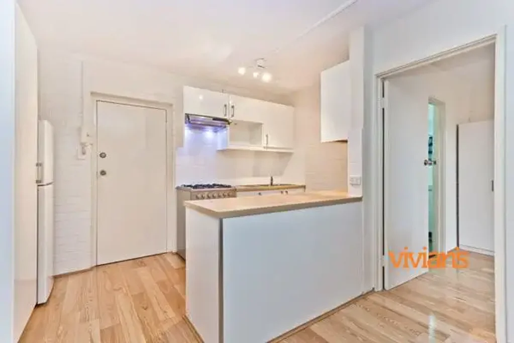 LOVELY 1BR  APARTMENT NEXT TO THE SEA, GAS & WATER INCLUDED!