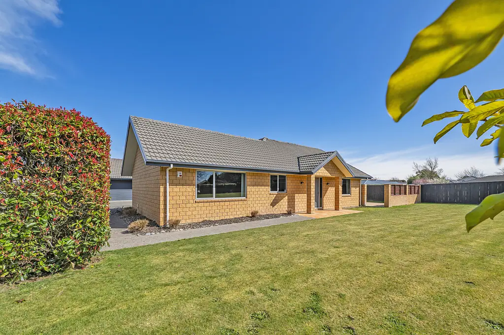 Rolleston 4chambre Room for Everyone, Inside and Out