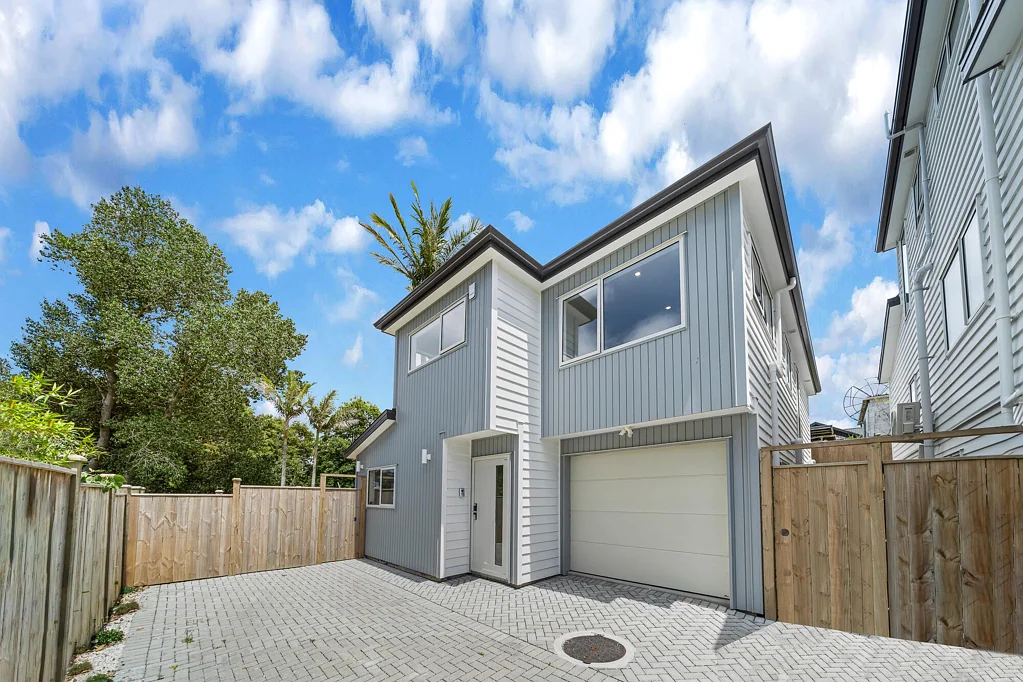 Pakuranga 5房  PRESENT ALL OFFERS