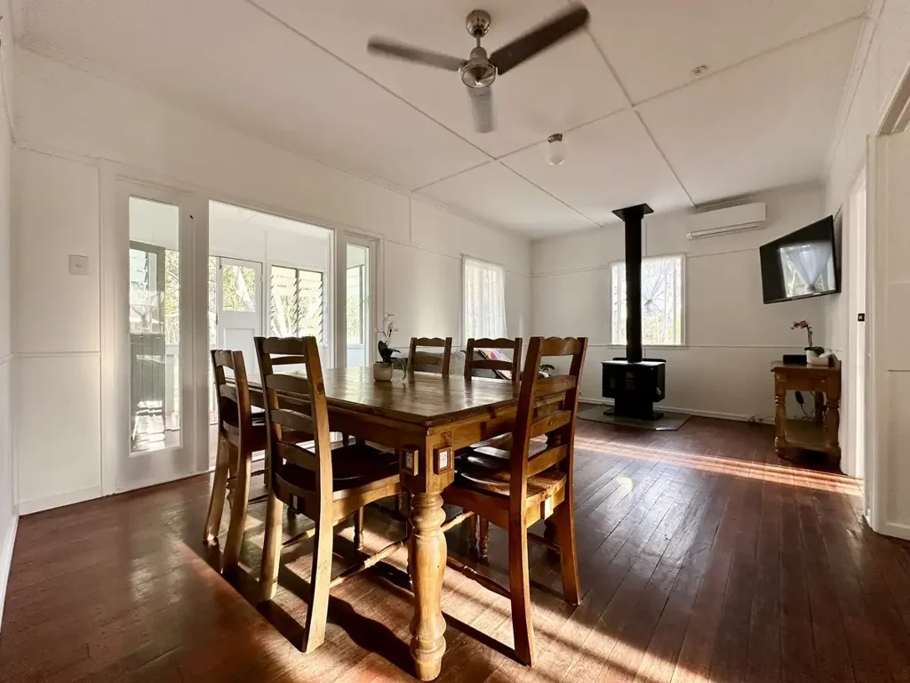 117 Ahern Lane, Pratten, QLD 4370