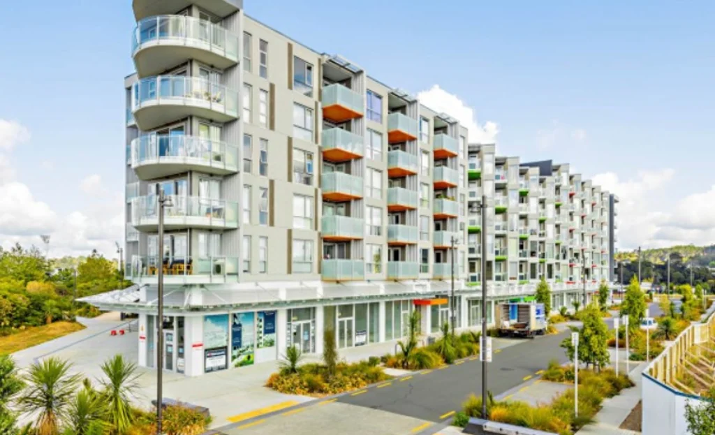 Brand new and lovely2 bedroom apartment located at perfect location