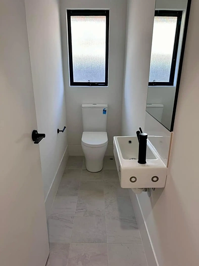 Banyo - 6 Reevesby St, Eglinton, WA 6034
