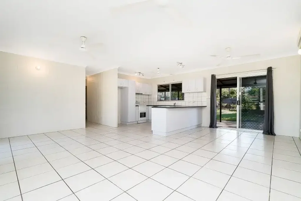 18 Lens Court, Woodroffe, NT 830