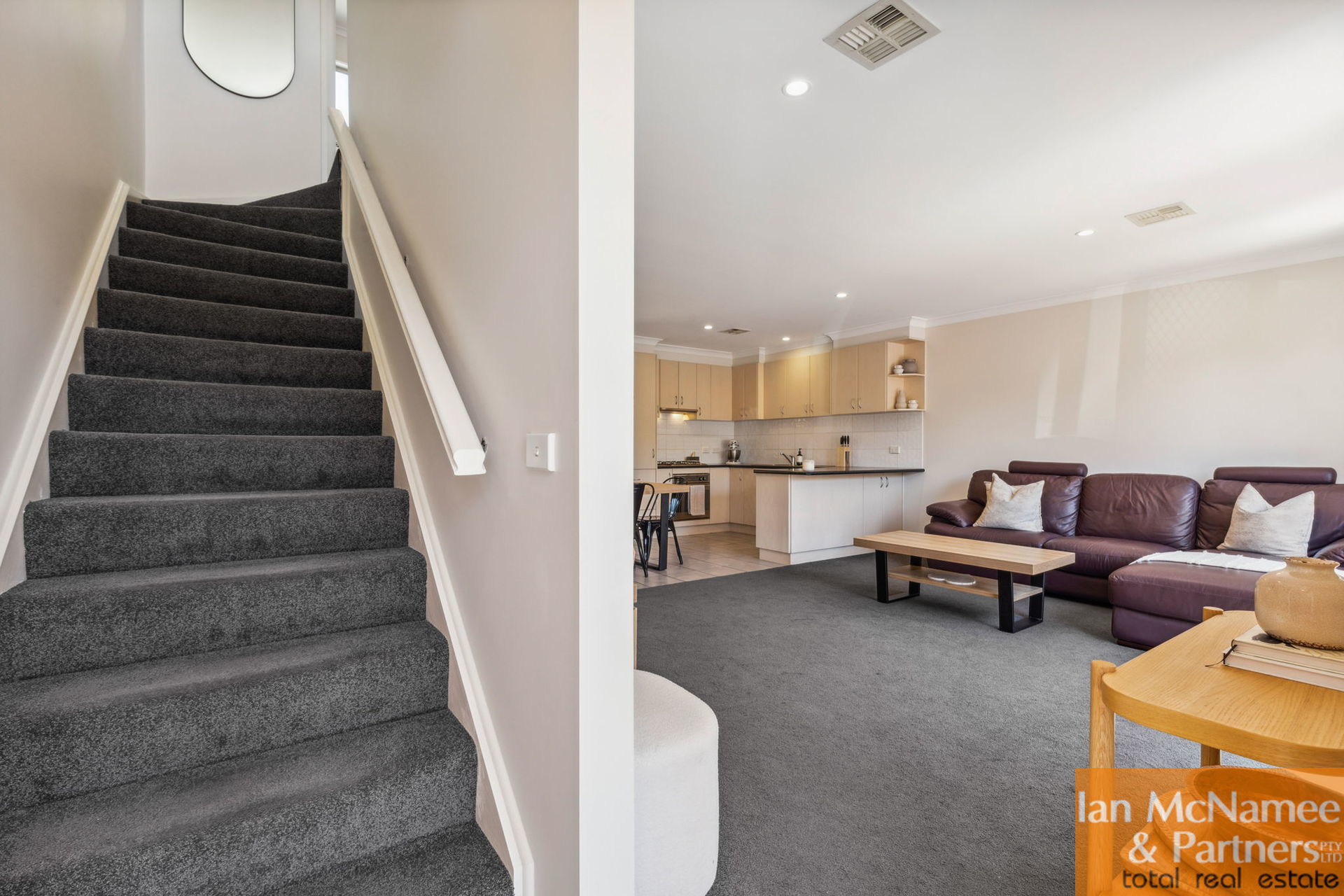 UNIT 4 30 ROSS RD, QUEANBEYAN NSW 2620, 0 phòng ngủ, 0 phòng tắm, Townhouse