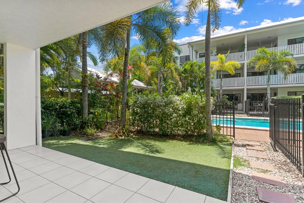 11/44-50 Pease Street, Manoora, QLD 4870
