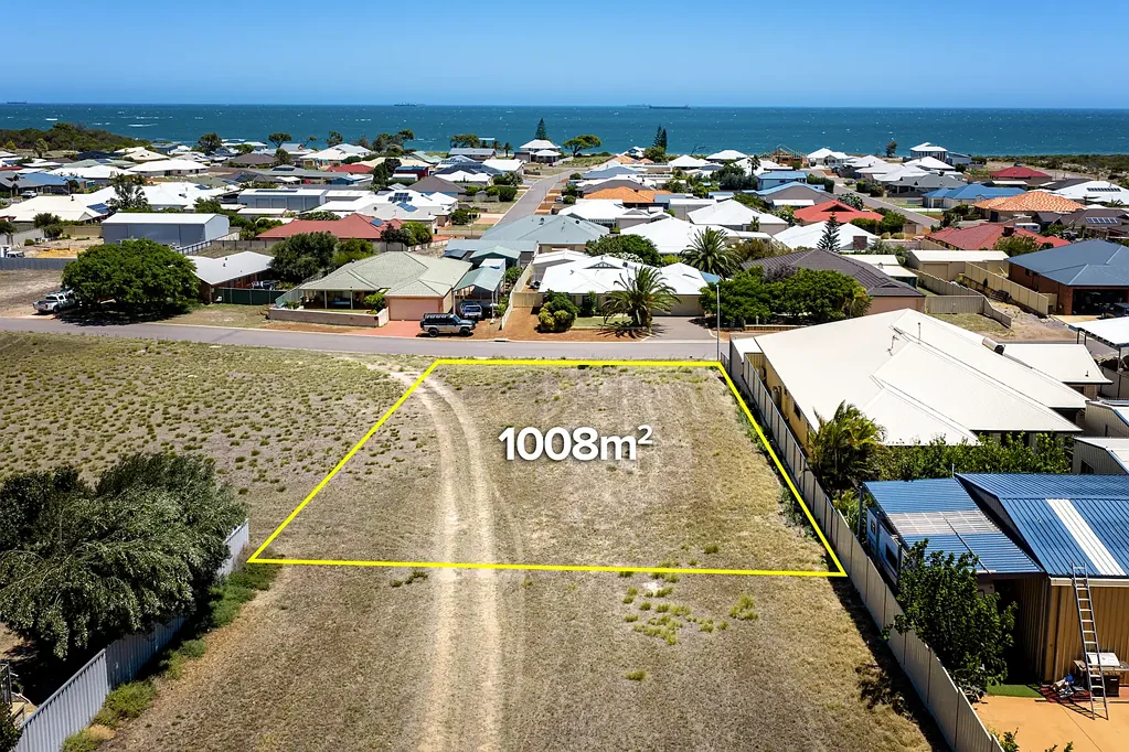33 Quayside Vista, Drummond Cove, WA 6532