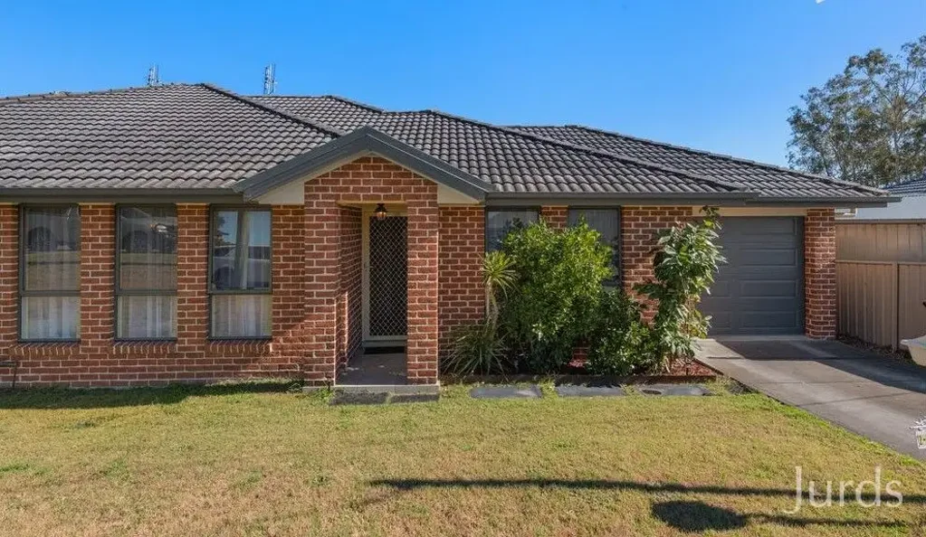 LOW MAINTENANCE LIVING IN A CONVENIENT LOCATION!