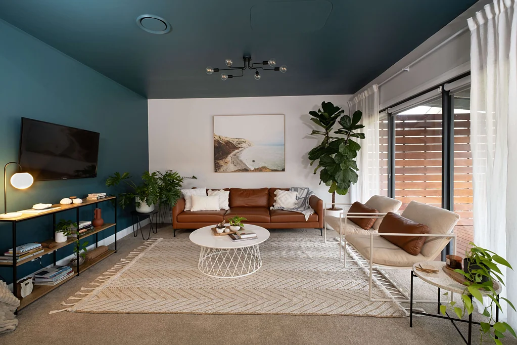 Toronto 2Moenga Stylishly Renovated Cottage with DA Approval for granny flat