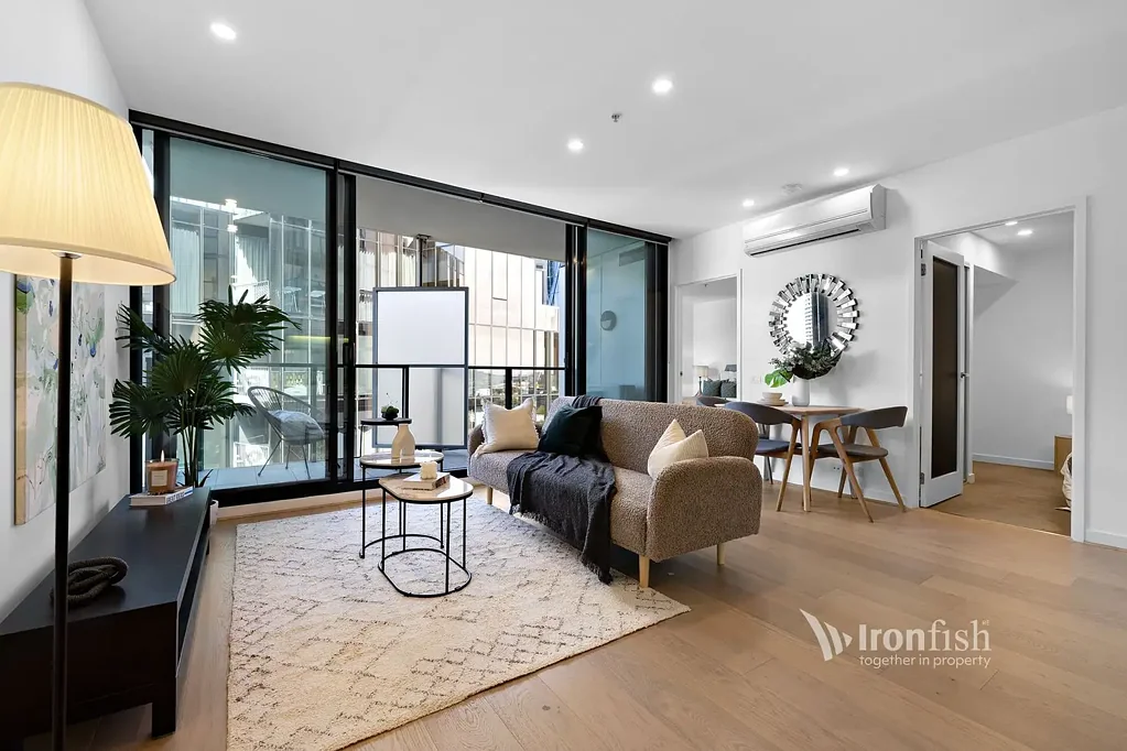 1802/673 La Trobe Street, Docklands, VIC 3008