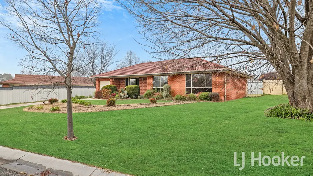 4 Dougan Close, Windradyne, NSW 2795