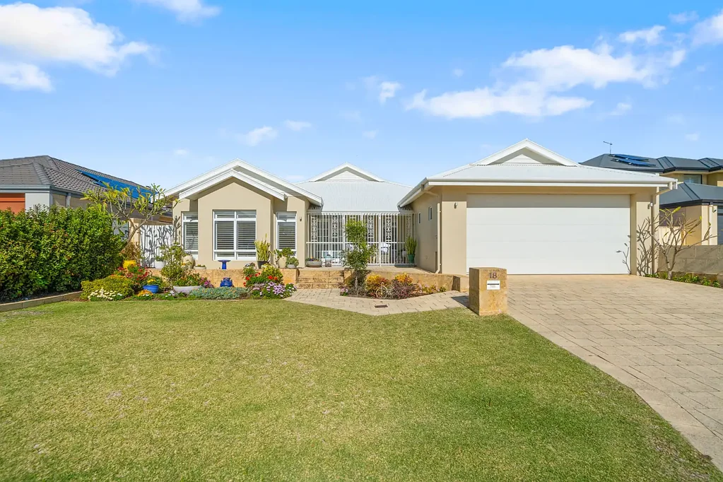 Wannanup 4 Slaapkamer An exceptional home for those who expect more
