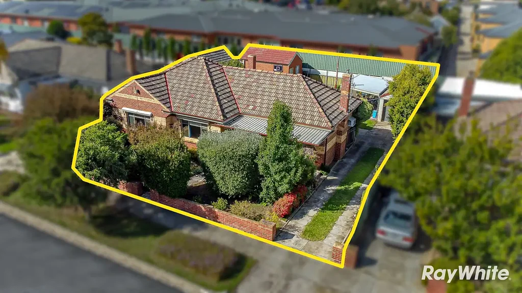Charming Family Home in a Prime Flora Hill Location