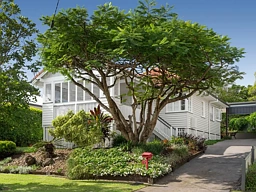 114 Layard Street, Holland Park