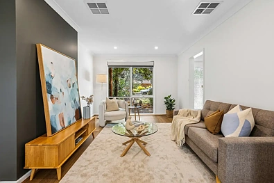 लिविंग रूम - 15 LOWRIE ST, DICKSON ACT 2602