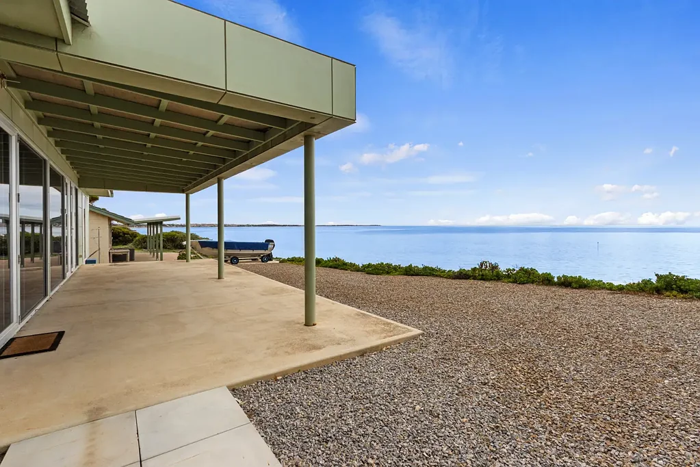 Point Turton 3Moenga Absolute Beachfront Luxury with Uninterrupted Coastal Views