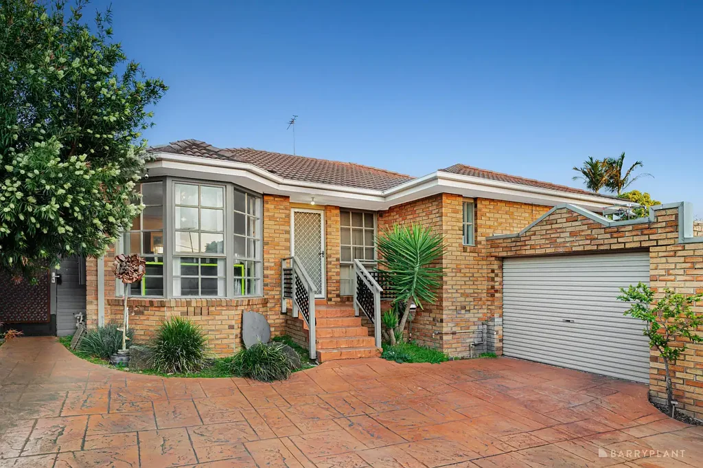 2/24 Moresby Avenue, Bulleen, VIC 3105