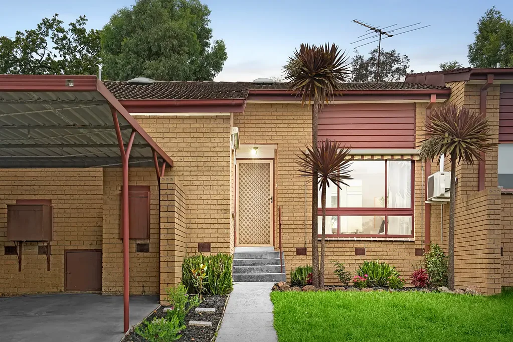10/120 Ferntree Gully Road, Oakleigh East, VIC 3166