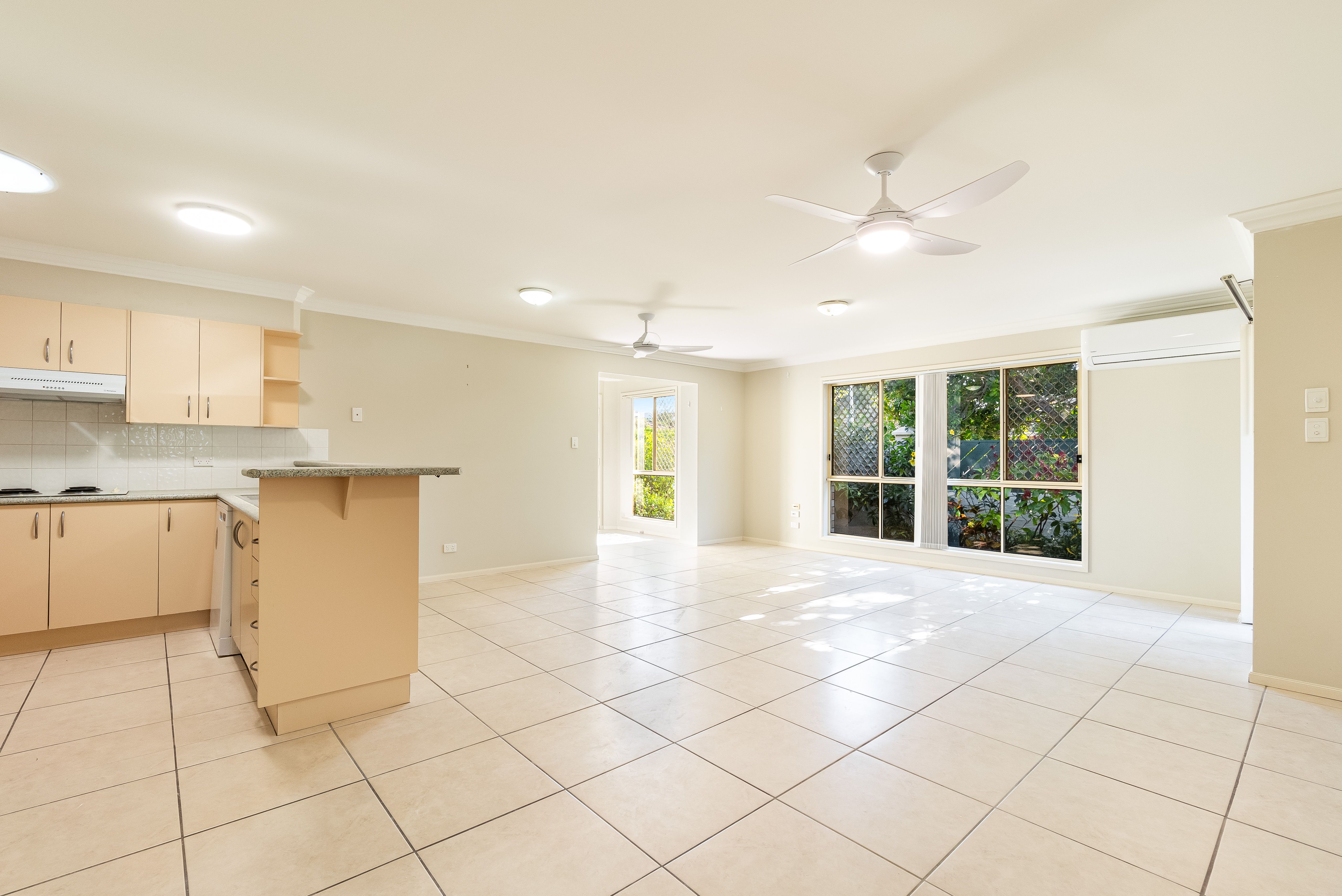 2 BLUE WATER CT, YAMBA NSW 2464, 0 phòng ngủ, 0 phòng tắm, House