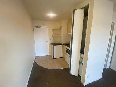 Studio Apartment – Prime Central Living in New...