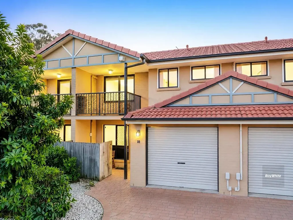 Kuraby 3ਬੈੱਡਰੂਮ FULLY RENOVATED, SECURE & SPACIOUS TOWNHOUSE MOMENTS FROM KURABY STATION